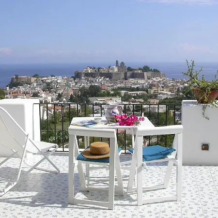 Costa Vacanze 3* Lípara