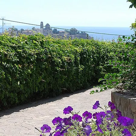 Costa Vacanze 3* Lípara