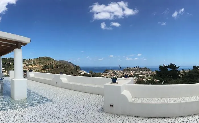 Costa Vacanze 3* Lipari